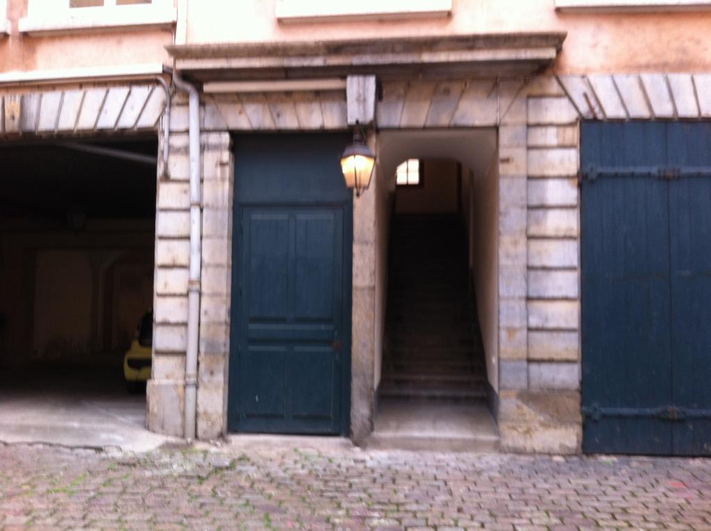 Appartements Place Bellecour Lyon Exterior photo
