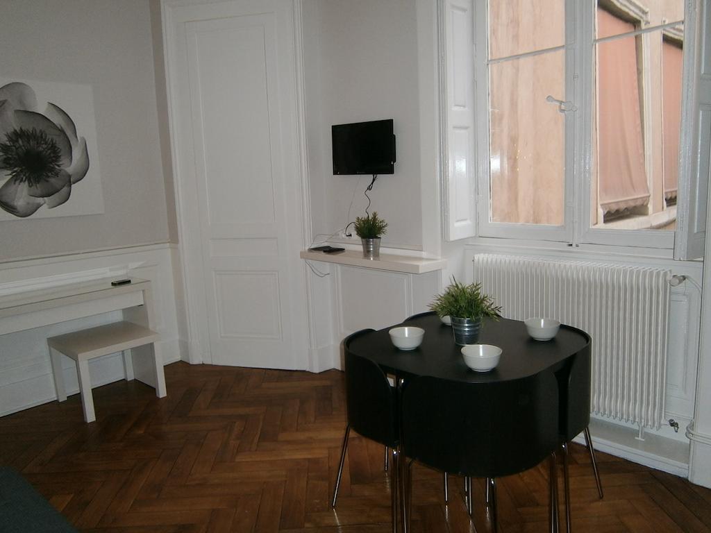 Appartements Place Bellecour Lyon Exterior photo